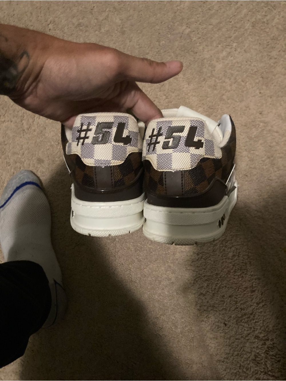 Trainers Men’s Low-Top Sneakers in White and Brown Damier - Picture 3 of 5